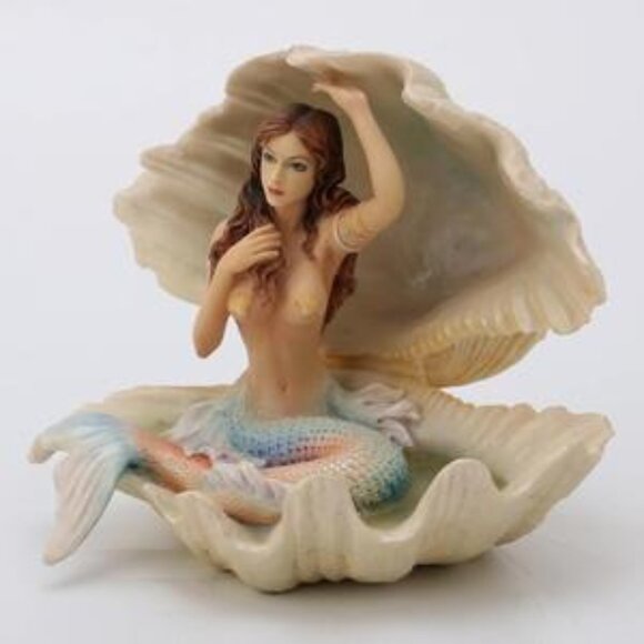 Veronese Design Mermaid Sitting In A Seashell Sculpture - Picture 2 of 6